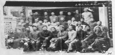 他的报告首揭神农架神秘面纱