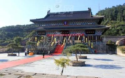武当山玉虚路改造：  “一街一路一河”景观改造项目全面启动