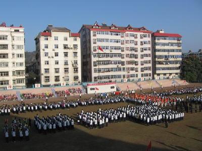 十堰外国语学校投资2亿在郧阳区建新校，计划明秋开学 