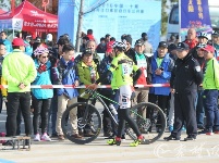 2016中国·十堰环丹江口库区自行车赛举行