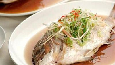补充DHA，吃鱼还是“鱼油”？