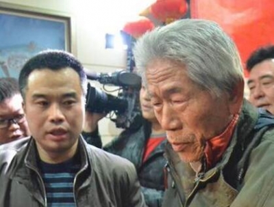 滞留印度54年老兵抵达咸阳 终与亲人团聚
