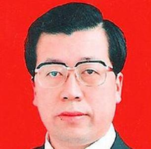 张江汀接替李群任青岛市委书记 孟凡利任副书记