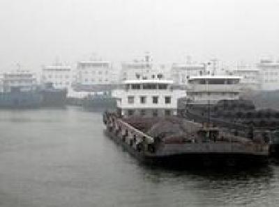 三峡坝区什么事惊动了省政府？