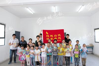 “点亮微心愿”活动持续火热进行中 38个孩子昨日收到礼物