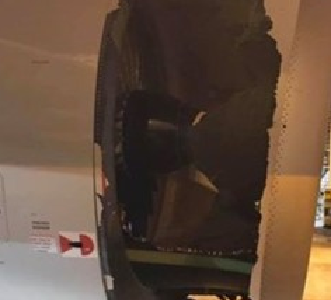 东航一客机发动机损伤 及时返航人机安全
