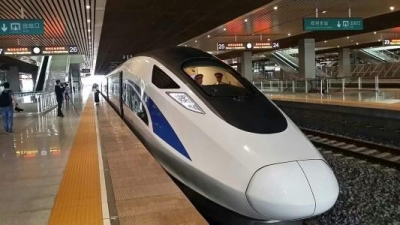 十一黄金周十堰加开三趟赴汉列车 赴汉动车预售期调为10天