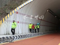 十襄随三市高速公路举行道路安全应急演练
