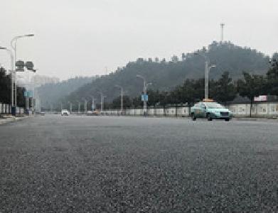 重庆路改造工程部分路段实现双幅通车 预计5月可全线完工