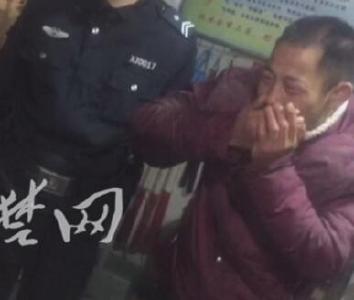 公交司机做了这件事 十堰这个中年汉子当场哭出了声…