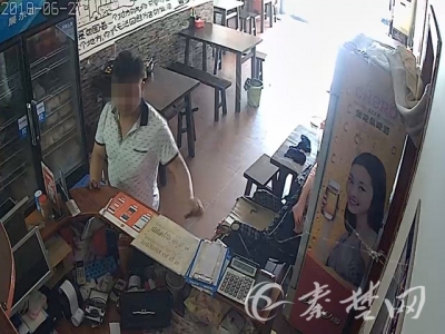 这名十堰男子到餐馆吃面，却做出了一件让人愤怒的事情…