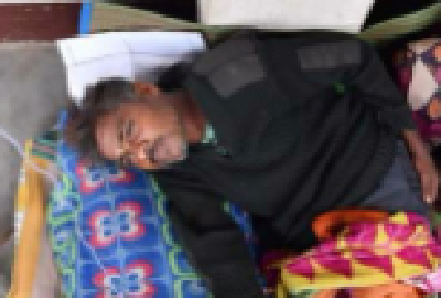 印度假酒事件死亡人数升至80人 200多工人仍在接受治疗