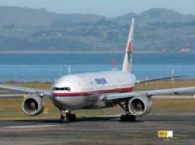 一架波音737-800飞机紧急降落俄罗斯北部 或因引擎故障