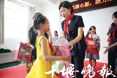 7年实现3500个孩子微心愿  他们用行动温暖车城！