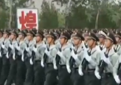 阅兵场上的
