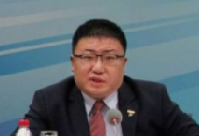 中南财大毕业，这个武汉人成为山西省最年轻副省长