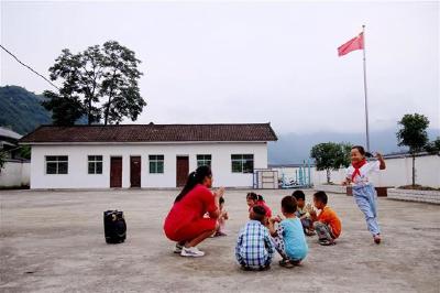 一个老师八个娃，郧阳山村“微小学”开学了