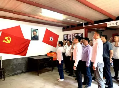 强基固本 | 竹山县：官渡河畔党旗红
