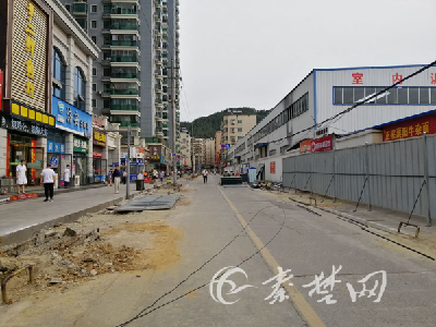 柳州路开始施工改造，道路暂时封闭，车辆请绕行