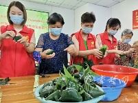 包粽子，迎端午，共话和谐邻里情