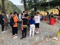 碧波荡漾！周末市民涌向这里享受“慢生活”
