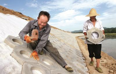 除险加固河堤 确保汛期安全