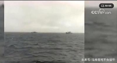 福建泉州渔船台湾海峡遇险沉没致12人失联 搜救行动仍进行