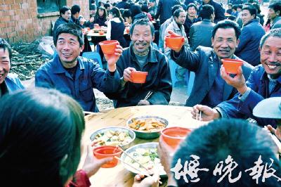 我身边的摄影师⑥王生全：热衷街拍的纪实摄影师