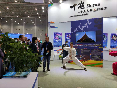 湖北青少年体育博览会开幕 开展首日1万余人参观十堰馆