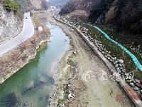 神定河：昔日臭河沟如今变公园