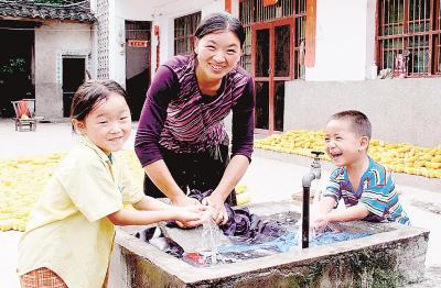 “让山区群众长期喝上安全水”  房县破解供水工程管护难