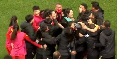 武汉姑娘王霜一脚定乾坤！中国女足挺进东京奥运会