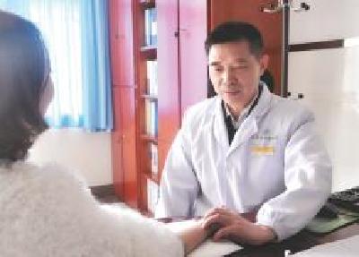 湖北省知名中医朱名宸： 传承岐黄之术终成“妇科圣手”