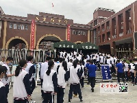 今日，十堰3.7万名学子参加中考