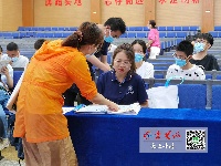 十堰首场高校招生咨询会在汽院举行