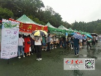 十堰首场高校招生咨询会在汽院举行