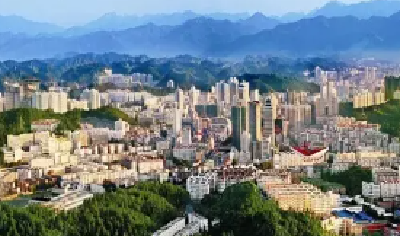 上半年，十堰市发放社会救助资金4.8亿元