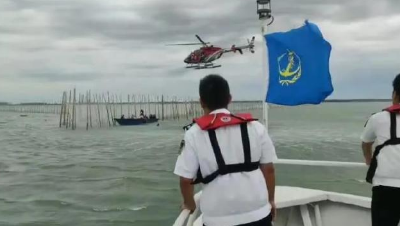广西北海海域发生排筏侧翻事件，已致8人遇难、13人住院