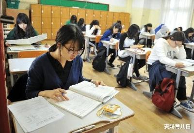 人才集聚效应显现 武汉高校学子留汉比例5年升至65.12%