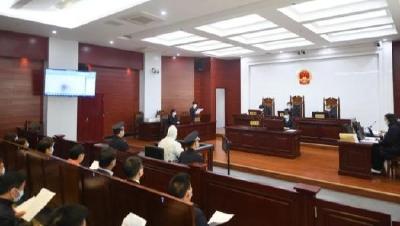 死刑！大连理发师开宝马撞人致5死案宣判