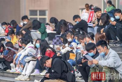 武汉12.89万人赶考教师资格证，考生规模居全国城市第一位