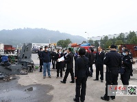 占用土地拒不搬离 茅箭法院现场强制腾退