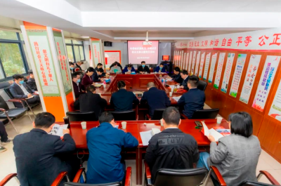 市委组织部机关与中观社区开展联合支部主题党日活动