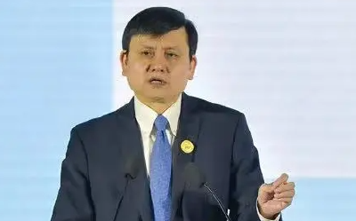 新冠靠疫苗会消失吗？张文宏给出最新判断