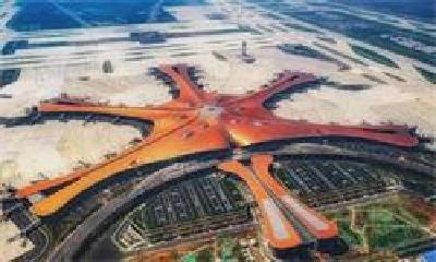 官员发这图夸“印度最大国际机场”，网友：印度最大的国际机场在中国？