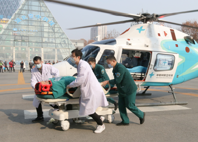 四天三次飞抵郧西偏远乡镇 十堰人医航空医疗救援日常化