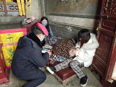 武当山景区春节期间连续救助多名晕倒游客