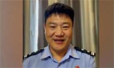 “反诈警官老陈”辞职：一次直播获百万打赏，全部捐出仍引质疑