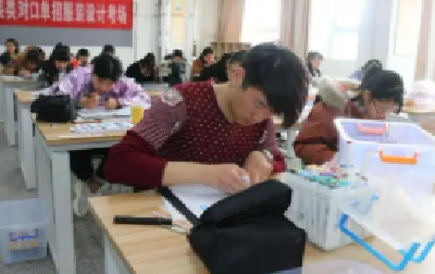 中职学生升学调查显示：65%中职生进入高等院校