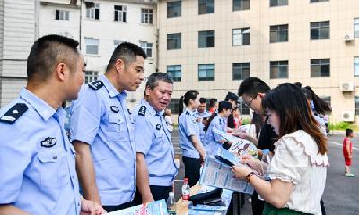 十堰公安晒一年来的“禁毒成绩单”：打掉吸毒团伙12个 刑事打处160人